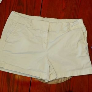 Vineyard Vines Khaki Chino Shorts Size 14